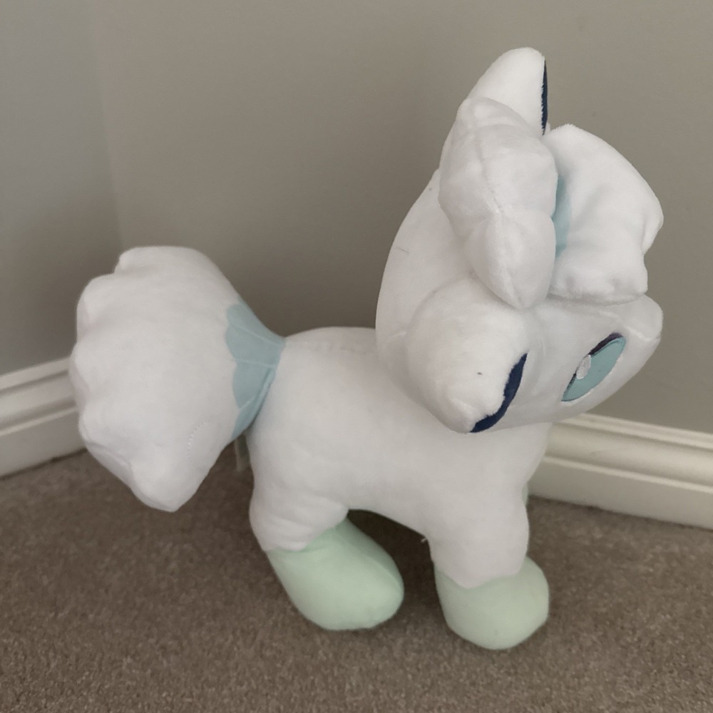 Pokemon Alolan Vulpix Build-a-Bear White Eeveelution Plush 13" 2018 - Picture 6 of 10